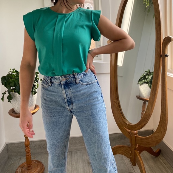 Turquoise blouse - Picture 3 of 6